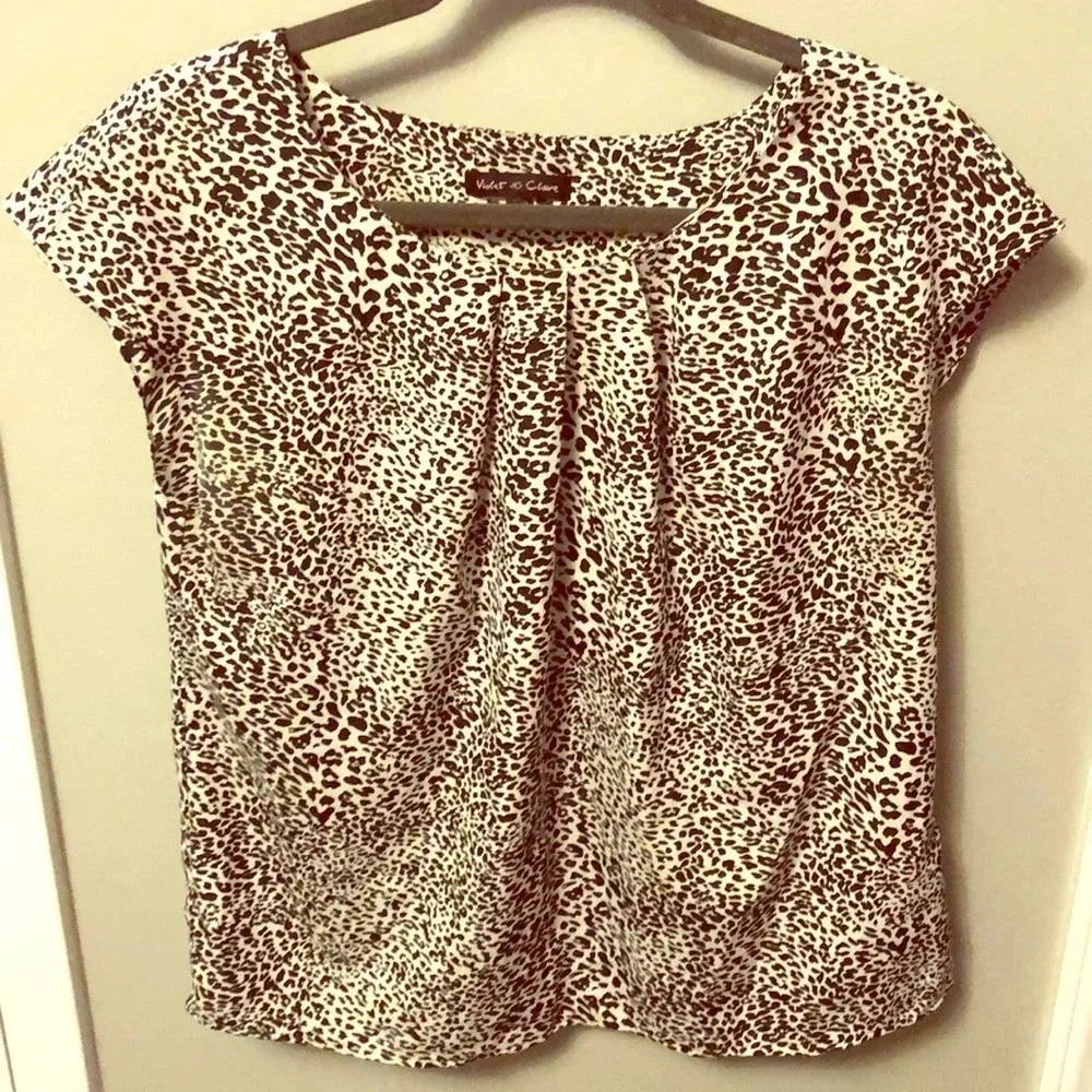 “3 for $15” Black and White Animal Print Top​